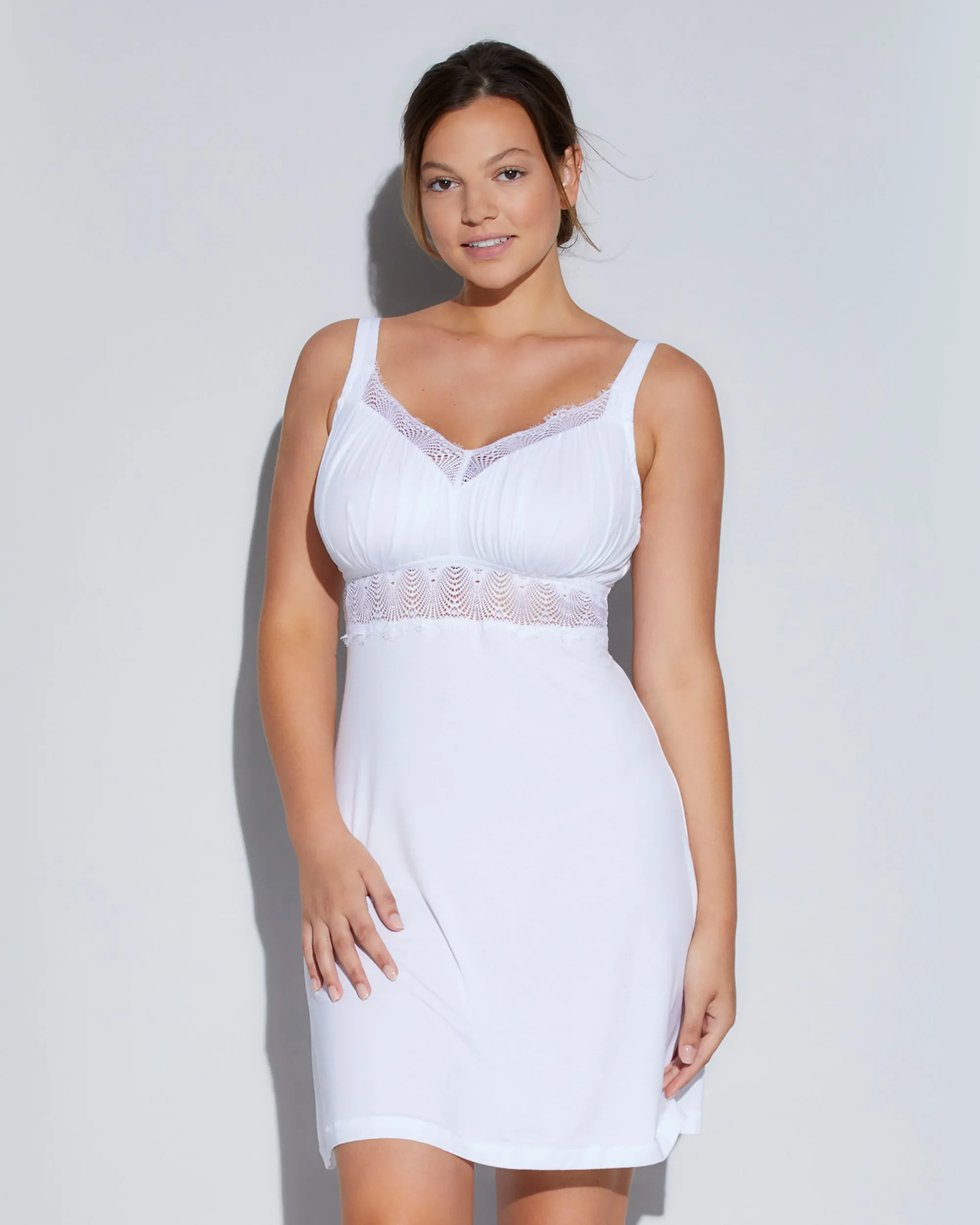 Allure Curvy Chemise | White