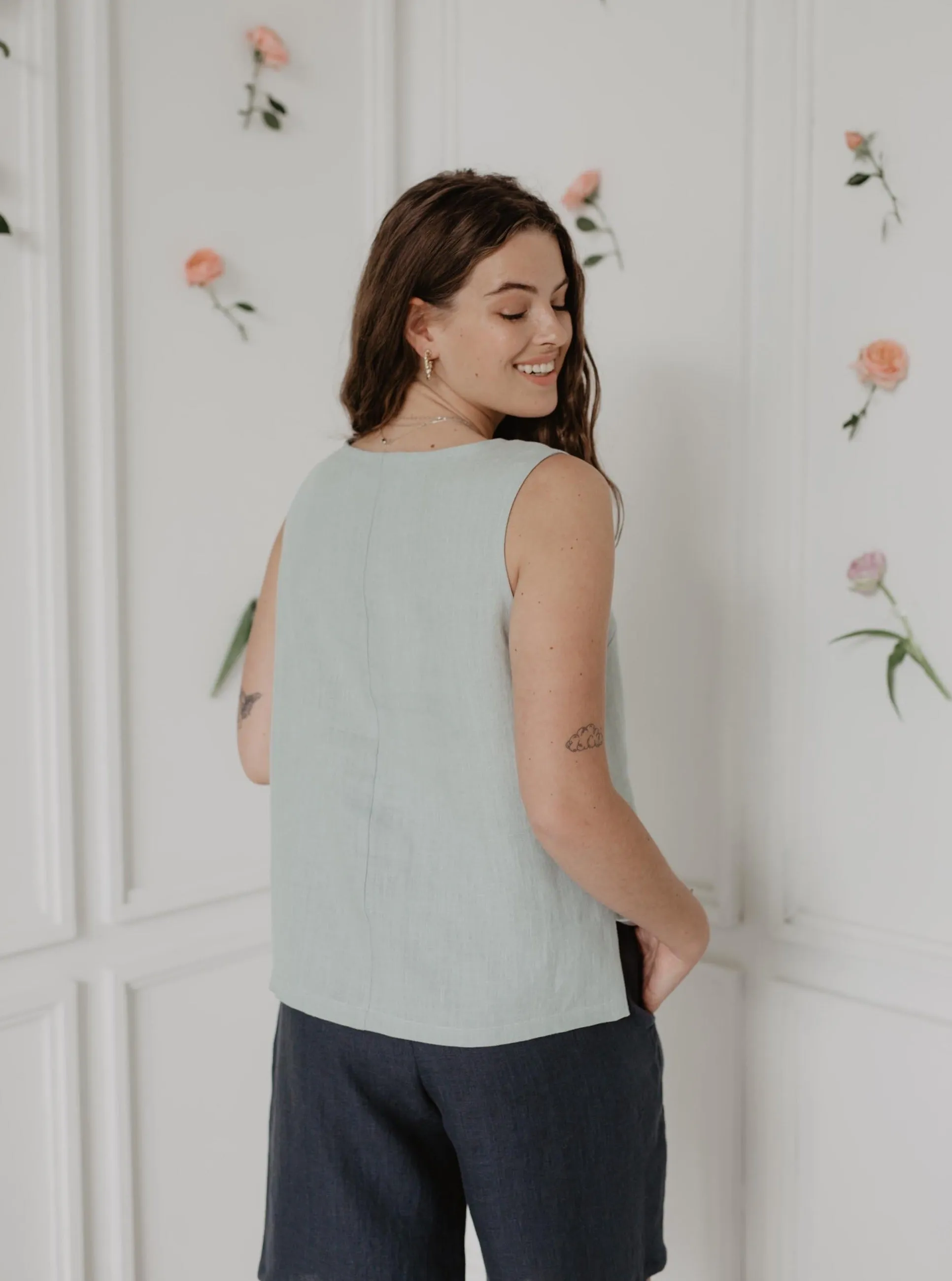 Classical linen top COLETTE - Sage Green