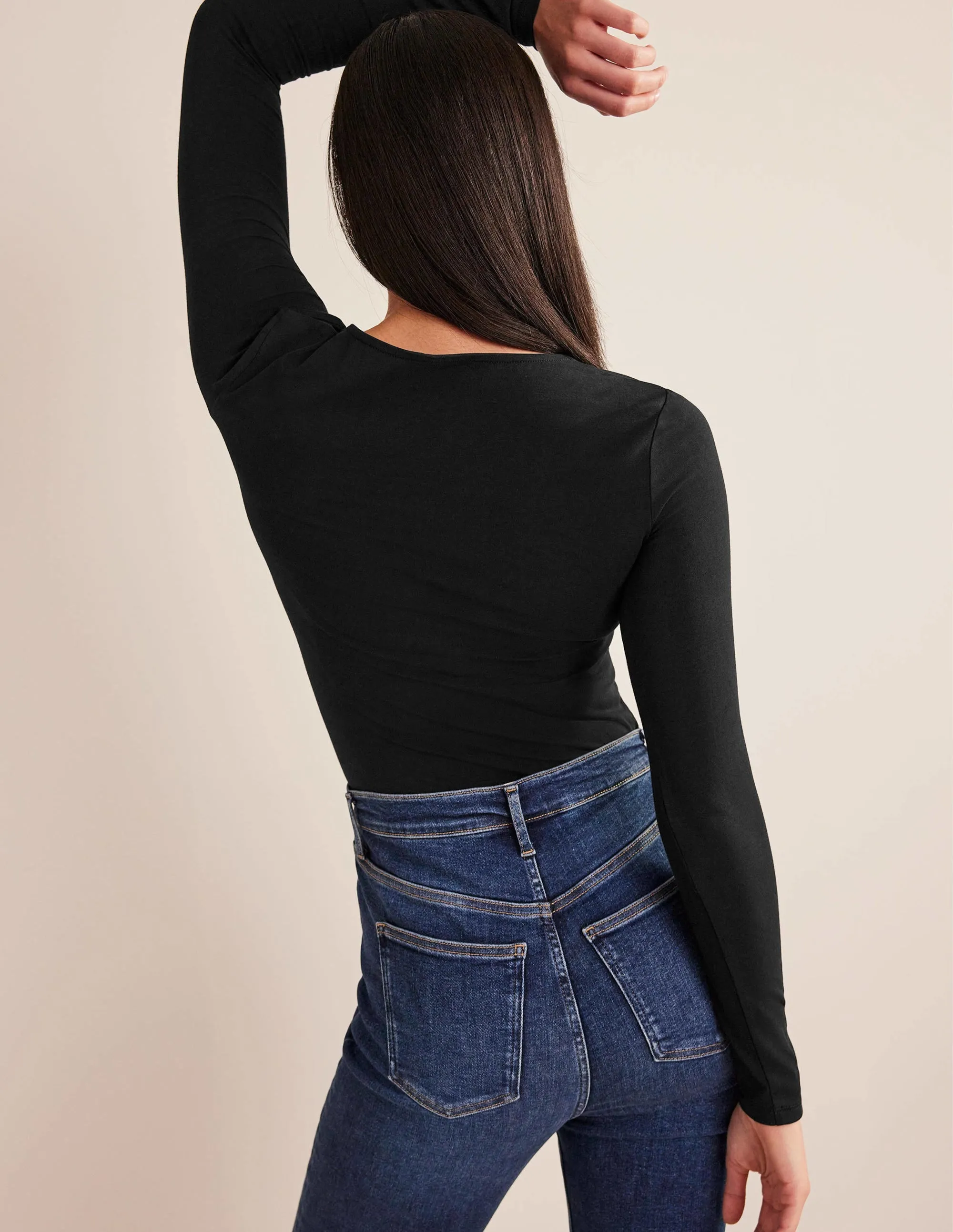 Double Layer Scoop Neck Top-Black