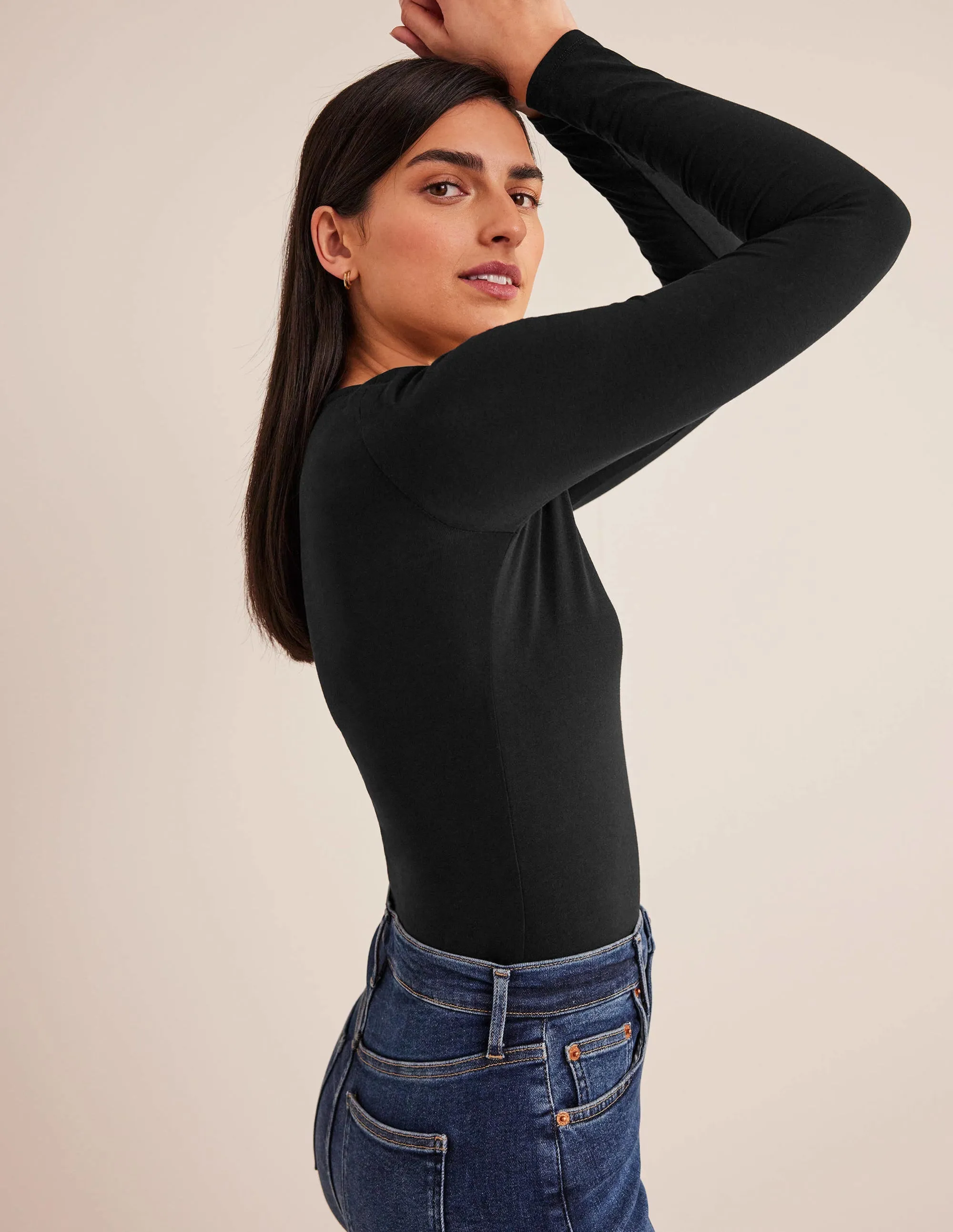 Double Layer Scoop Neck Top-Black