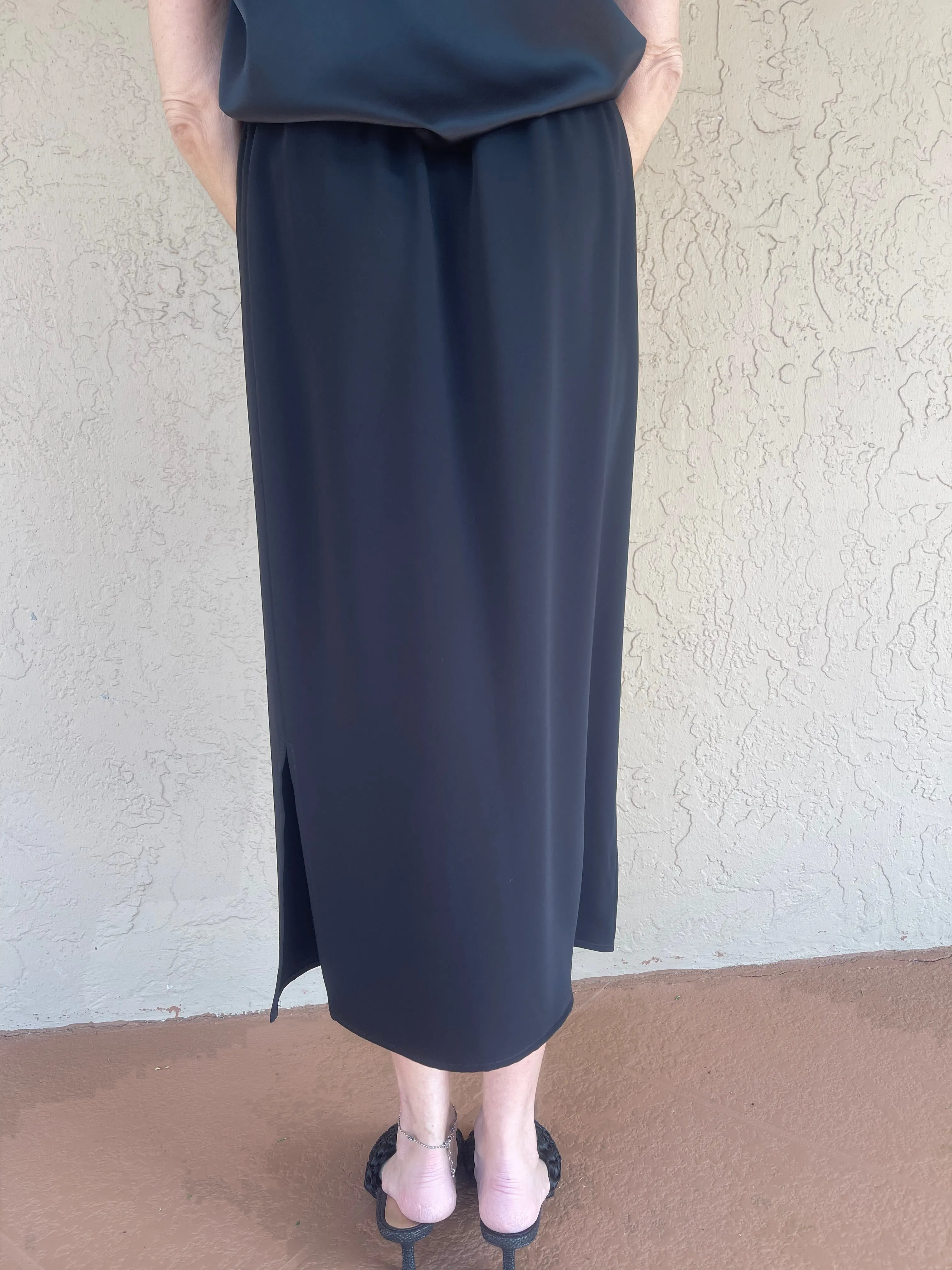 Matte Crepe Long Skirt