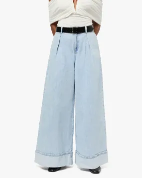 Pleated Wide Leg Jean