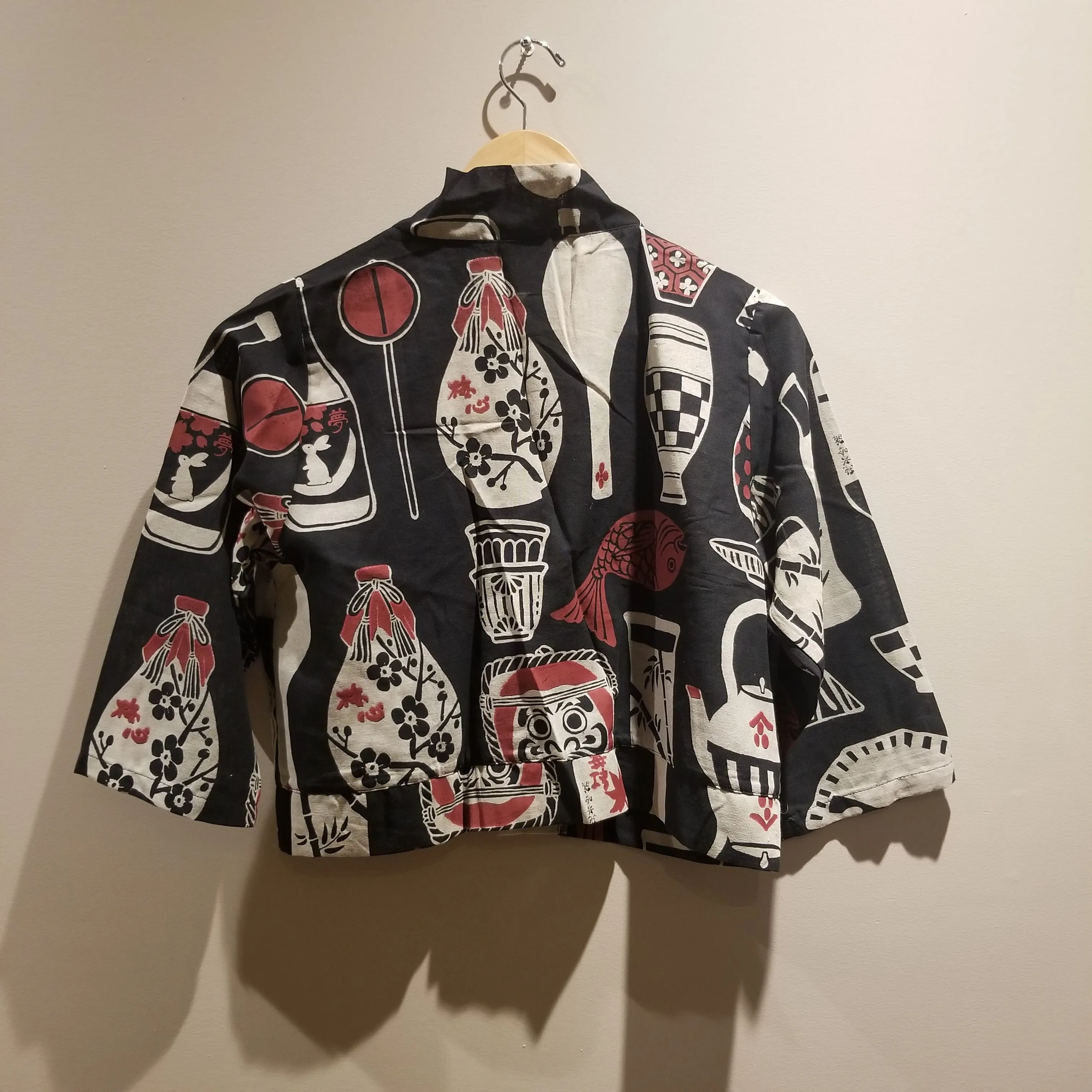 Sake Bottle Print Cropped Top Jacket